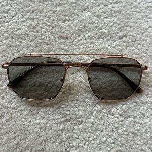 Vehla Bowie Sunglasses